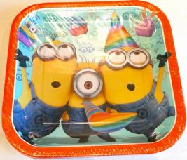 assiettes carrees les minions